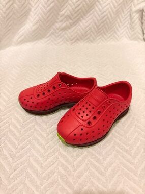 C7 Native Shoes Kids Bright Red Slip-On Water Shoes